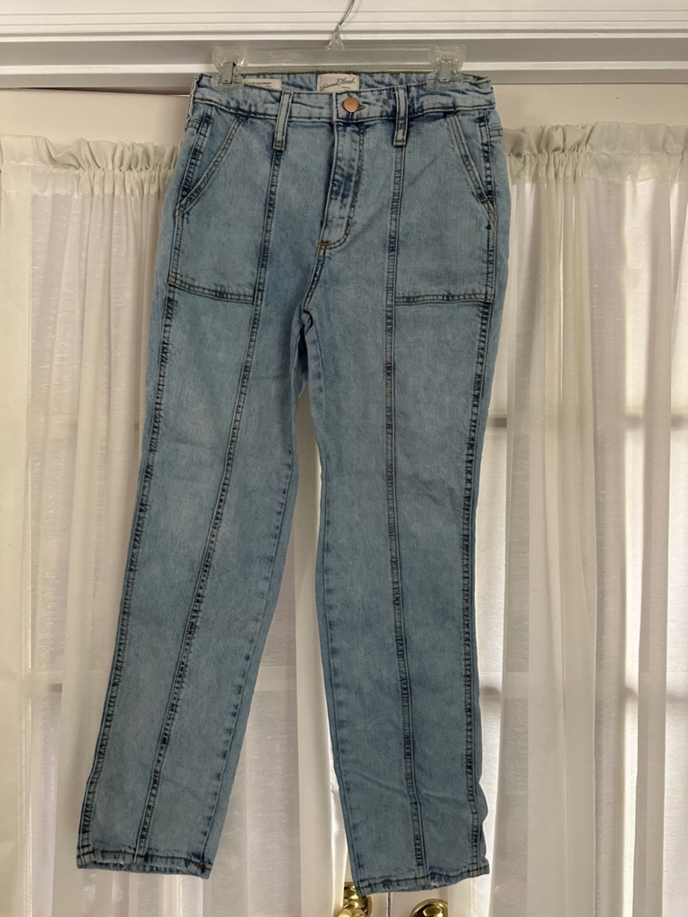 Universal Thread Light Wash Paneled Jeans
